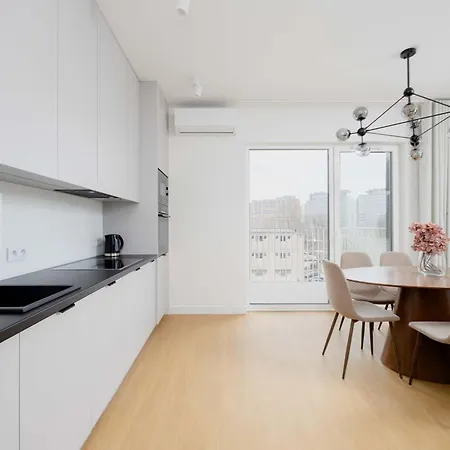 Exceptional For 6 People By Renters Prestige *