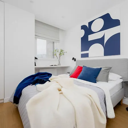 Exceptional For 6 People By Renters Prestige * Varsó