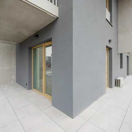 Exceptional For 6 People By Renters Prestige