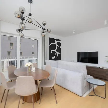 Apartment Exceptional For 6 People By Renters Prestige Warsaw
