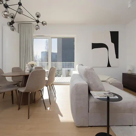 Exceptional For 6 People By Renters Prestige *