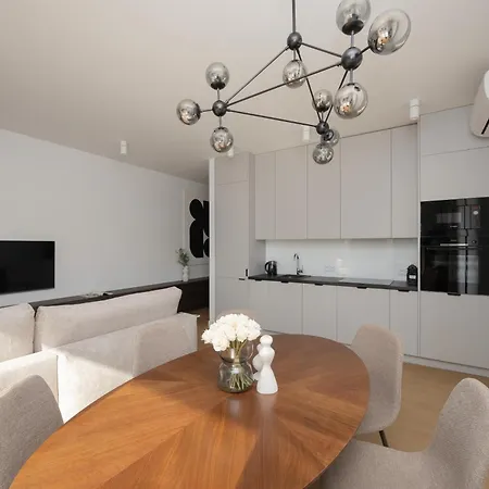 Apartment Exceptional For 6 People By Renters Prestige *