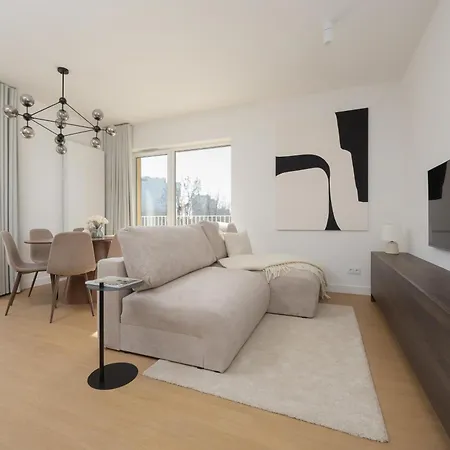 Exceptional For 6 People By Renters Prestige Apartment