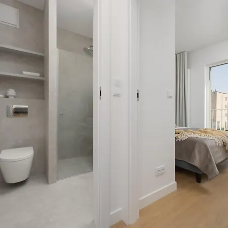 Exceptional For 6 People By Renters Prestige