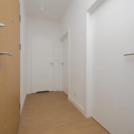 Exceptional For 6 People By Renters Prestige *